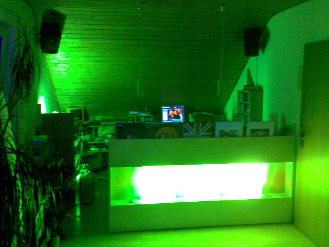 ansicht vom private-green-room dj-station